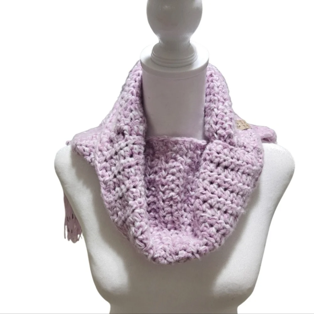 Hand Crafted Crochet 2-piece Set Fringe Scarf & Winter beanie Purple chunky knit